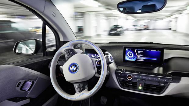 BMW cria tecnologia de “auto-estacionamento”