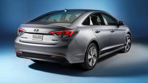 hyundai-sonata-plug-in-hybrid.jpeg