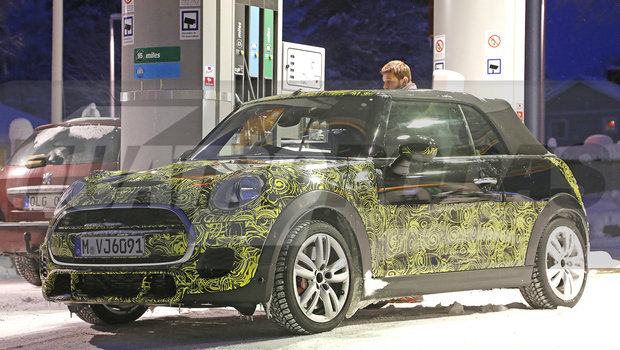 Flagra: novo MINI Cooper JCW conversível