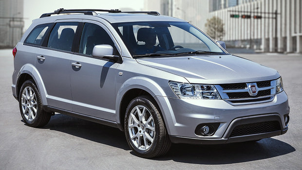 Fiat Freemont 2015 chega por R$ 98.530