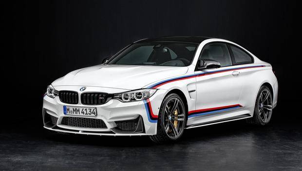 BMW revela M4 equipada com partes da M Performance