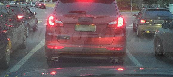 Leitor flagra Chery Tiggo 5 em testes