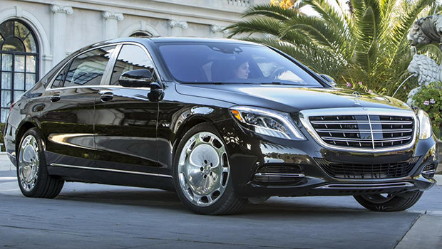 Entregas do Mercedes-Maybach S600 começam no sábado