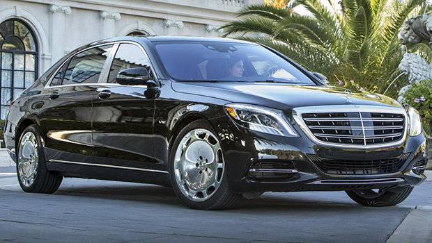 Entregas do Mercedes-Maybach S600 começam no sábado