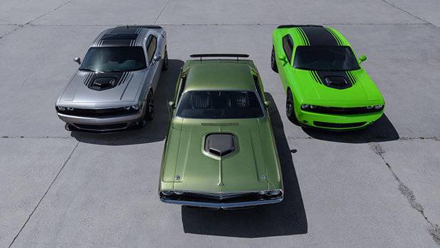 Dodge mostra versões Shaker do Challenger