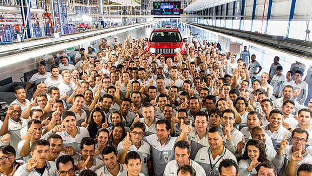 jeep-renegade-na-fabrica-1.jpeg
