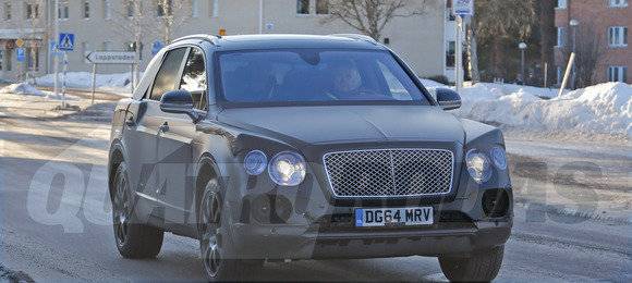 Bentley testa Bentayga na Suécia