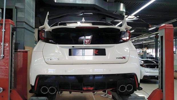 honda-civic-type-r-4.jpeg