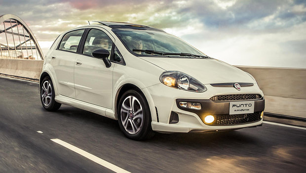 Fiat anuncia central multimídia para Linea e Punto