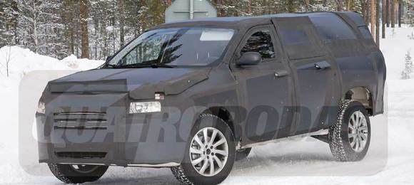 Nova picape da Fiat é flagrada em testes