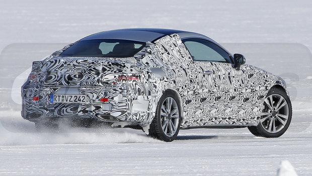 mercedes-c-coupe-on-ice-2.jpeg