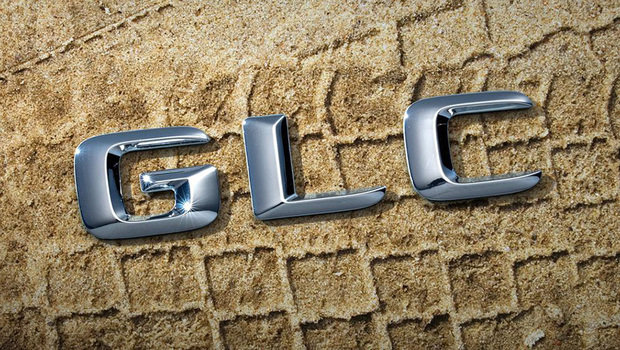 Mercedes-Benz mostra teaser do GLC