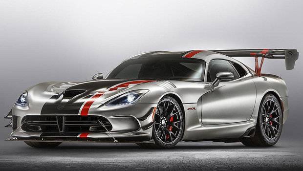 Dodge mostra apimentado Viper ACR
