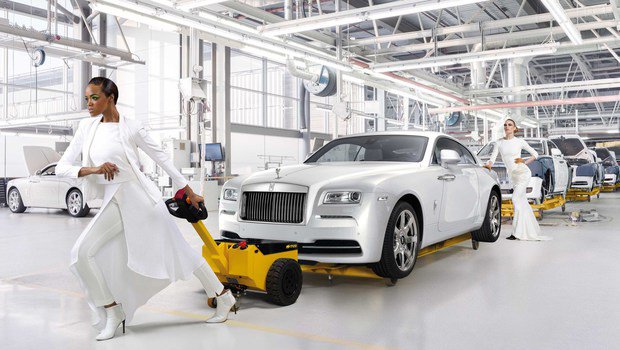Rolls-Royce mostra Wraith inspirado pela moda