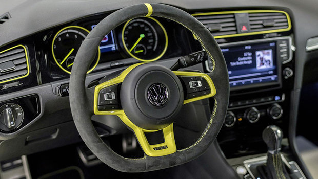 volkswagen-golf-dark-shine-2.jpeg volkswagen-golf-dark-shine-2.jpeg
