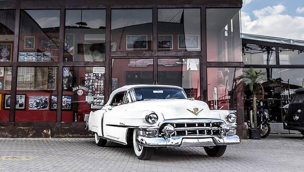 Curitiba realiza 2º Encontro Nacional de Cadillacs