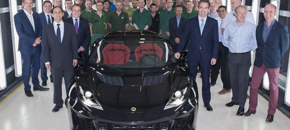 Lotus desenvolve primeiro Evora 400