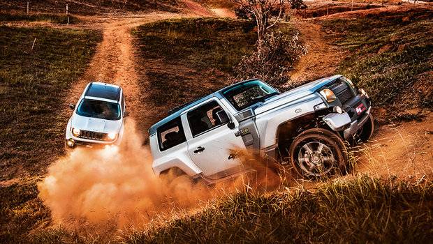 Troller T4 x Jeep Renegade