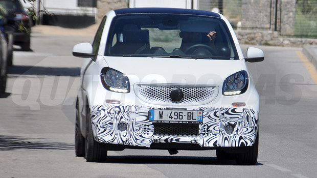Versão Brabus do Smart ForTwo é flagrada