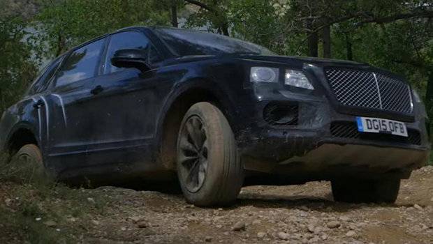 Bentley mostra vídeo do Bentayga andando na terra