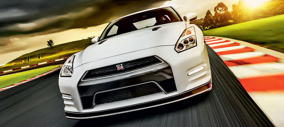 Novo Nissan GT-R pode virar um sedã