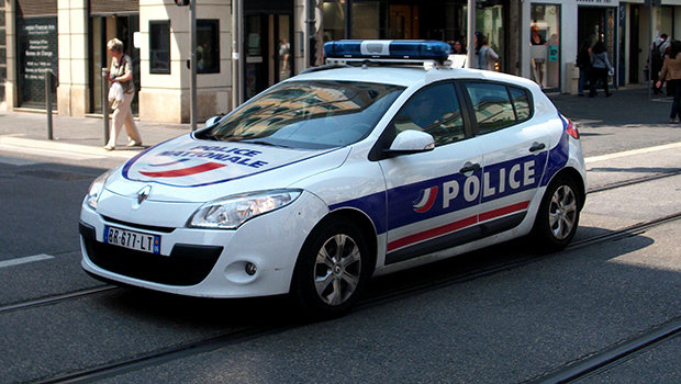 renault-megane-police.jpeg