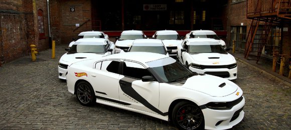 Em NY, Uber oferece corridas de graça em carros inspirados em Star Wars