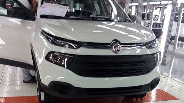 Vazam novas fotos da Fiat Toro na internet; veja as imagens