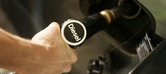 Pesquisa diz que motores diesel de BMW, Mercedes, Ford e Mazda poluem mais do que os limites europeus
