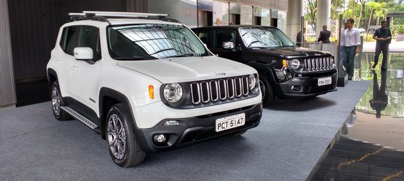 Jeep Renegade estreia programa de personalização do Grupo FCA