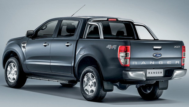 qr-676-hilux-05-tif.jpeg?1449259121