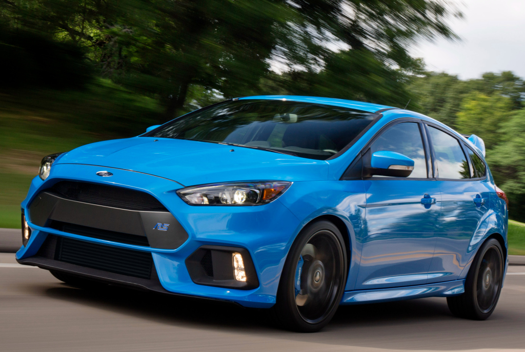 Ford inicia produção do novo Focus RS na Alemanha