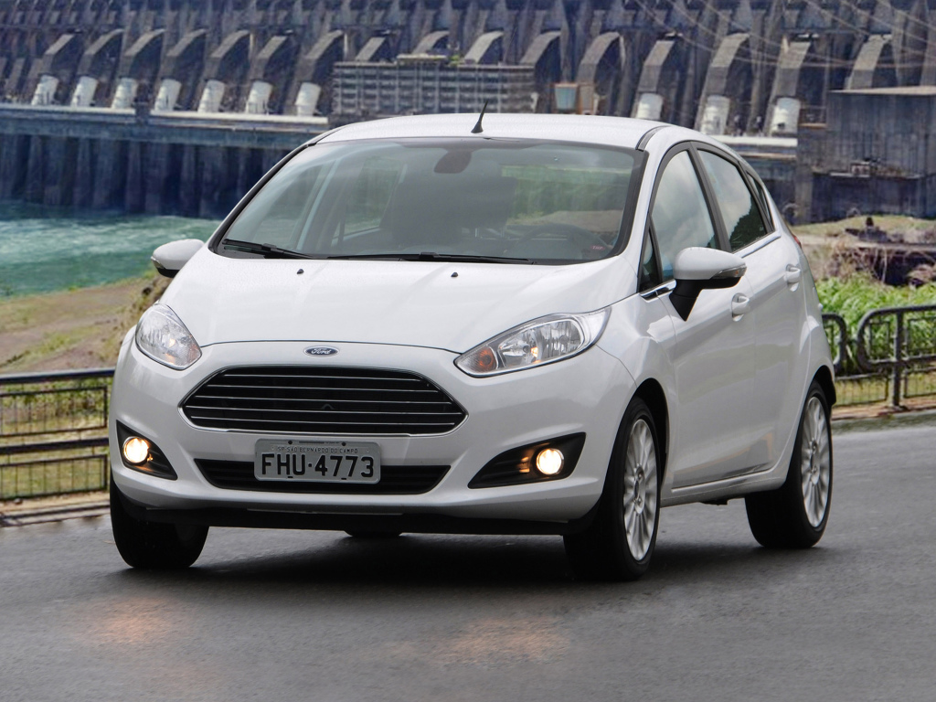 Versão de entrada do Ford Fiesta fica mais cara e parte de R$ 49 990