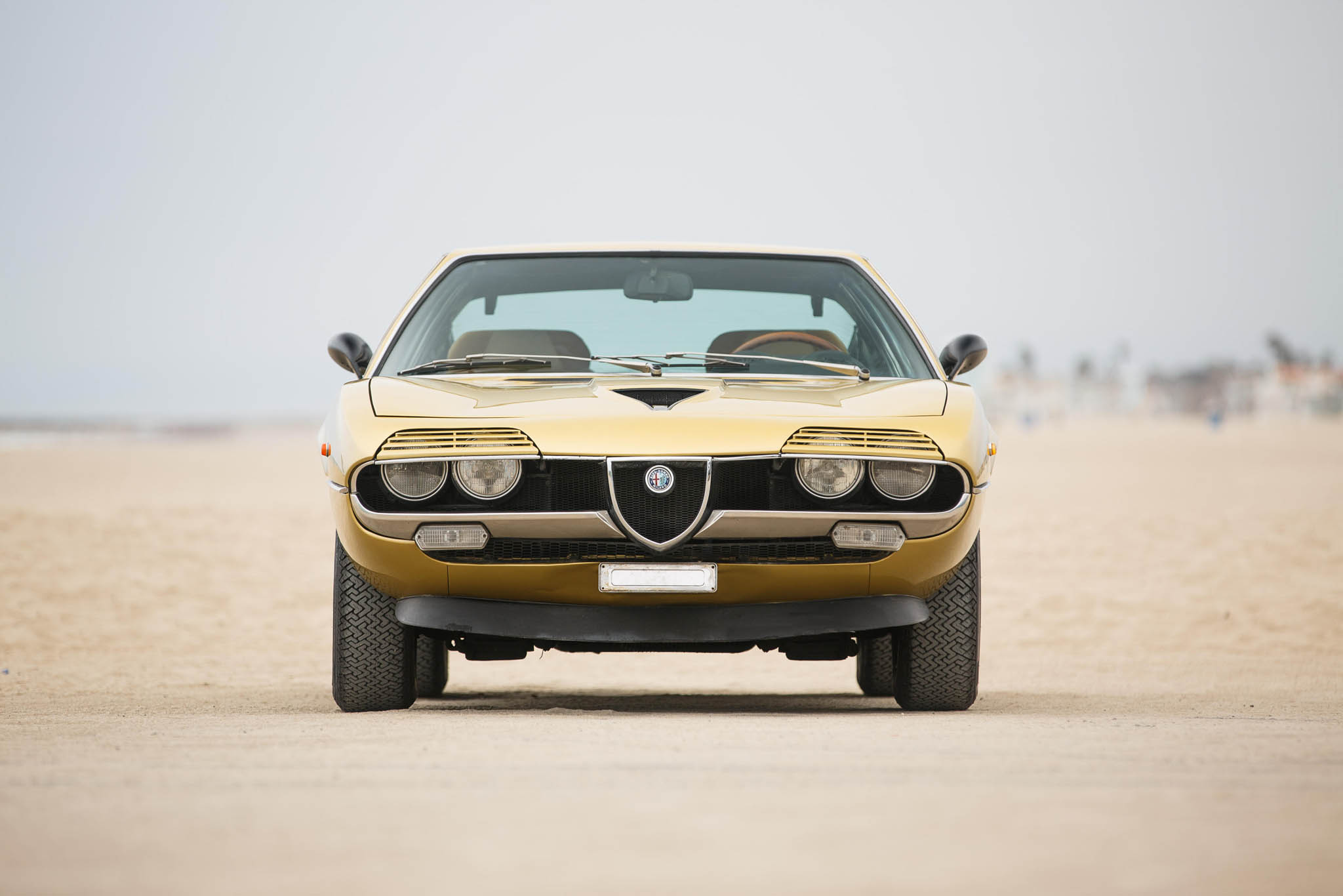 Alfa Romeo Montreal