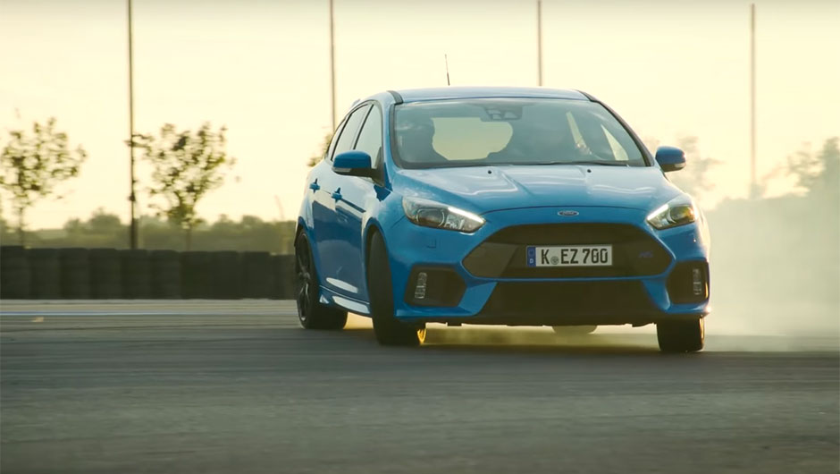 Ex-Stig mostra modo drift do Ford Focus RS