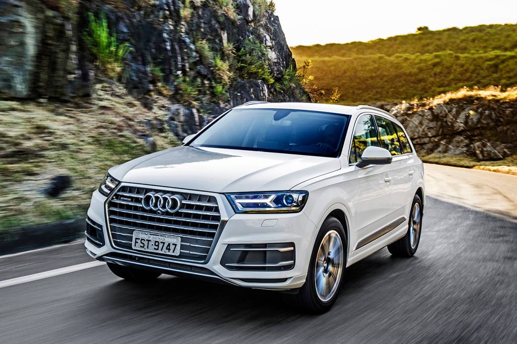 Audi Q7 1 Audi Q7 1