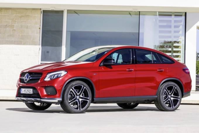 56b136260e21630a3e10f4b7mercedes-benz-gle-450-amg-coupe-red.jpeg