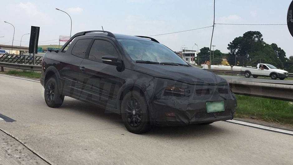 Flagramos a nova VW Saveiro em testes