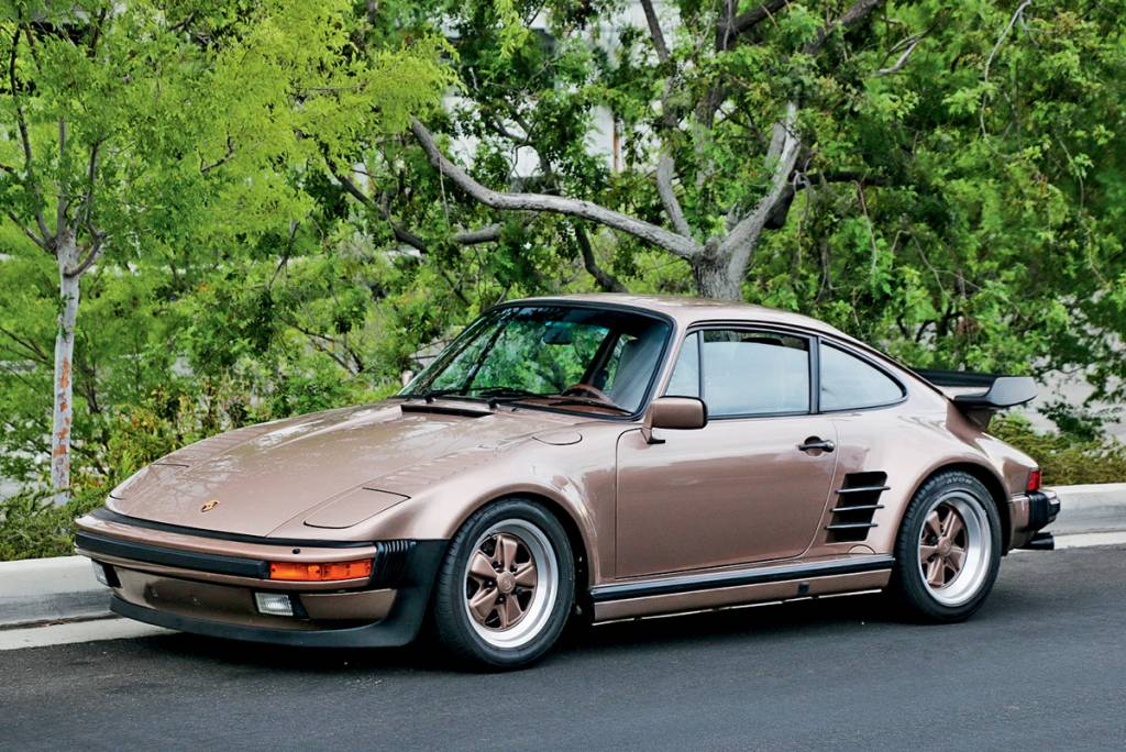 Porsche 911 com kit Slantnose Porsche 911 com kit Slantnose