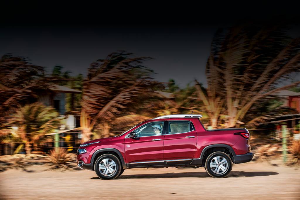 Toro e nova Hilux já acumulam bons números de venda