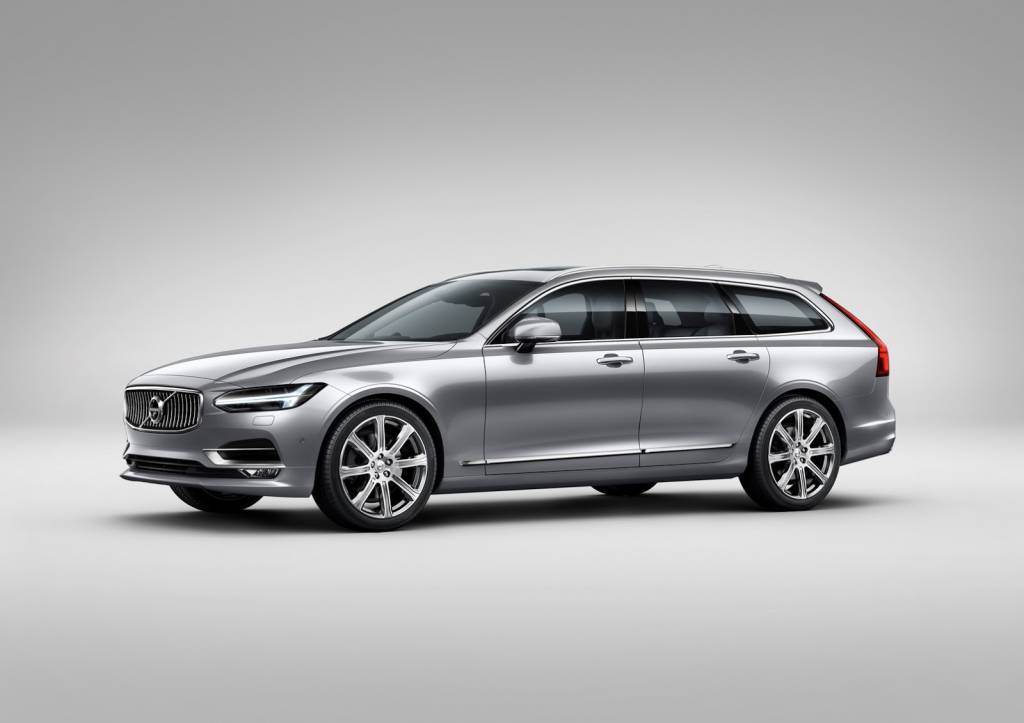 Nova Volvo V90 Estate traz versão híbrida com 407 cavalos