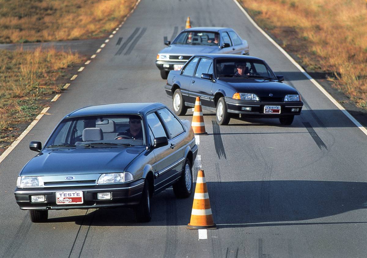 VW Santana, Chevrolet Monza e Ford Versailles: qual sedã dominava o luxo em 1991?