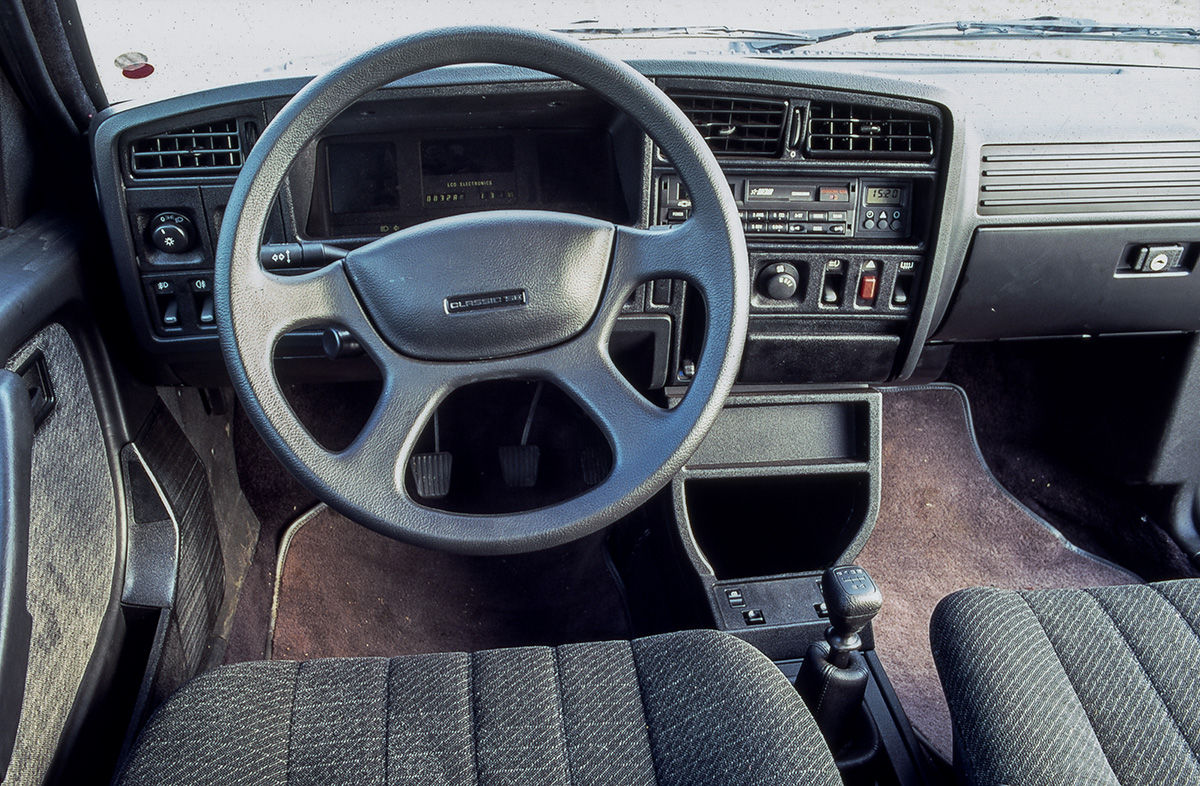 Monza Classic SE MPFI