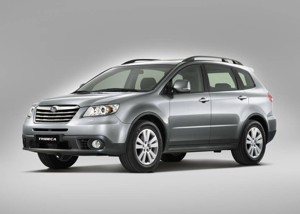 Subaru Tribeca tem recall por falha na trava do capô