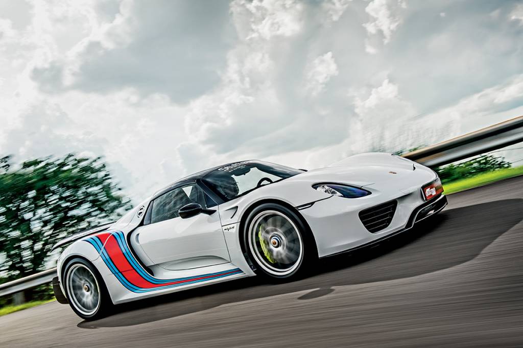 Ladrão rouba Porsche 918 Spyder de US$ 1,69 milhão – mas se dá mal