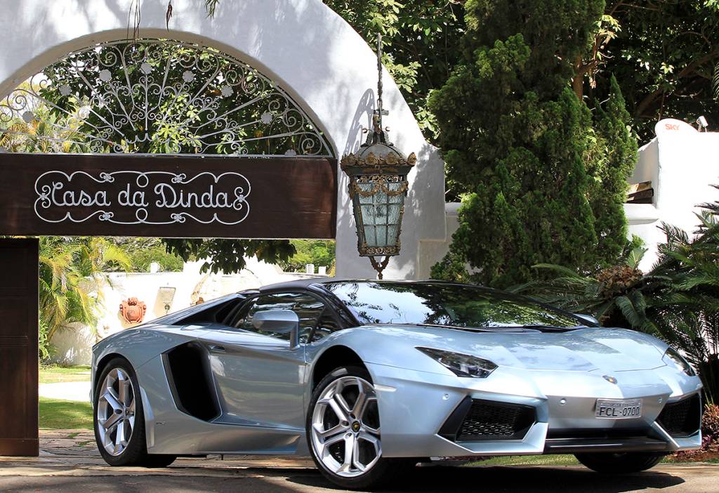 Os carros de luxo, superesportivos e clássicos apreendidos na Lava Jato