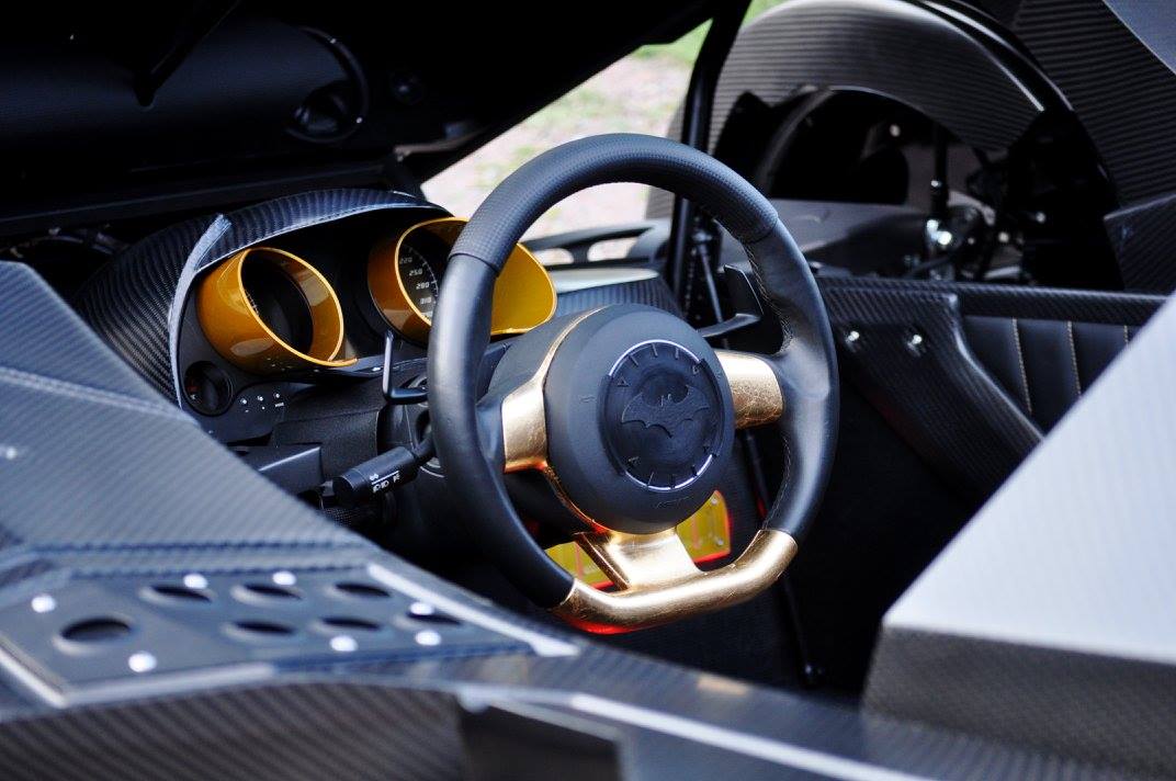 Batm&oacute;vel Caresto Gumball 3000 (4)