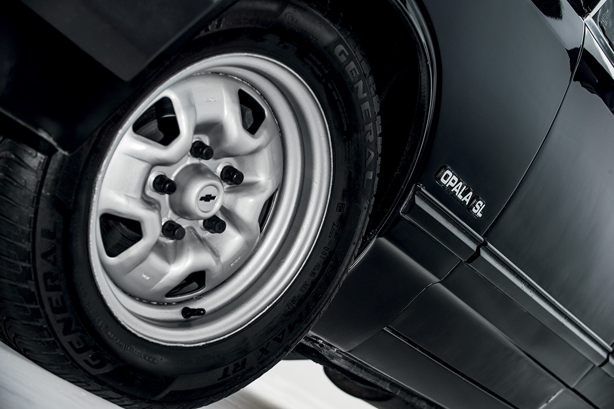 Chevrolet Opala Standard / L / SL
