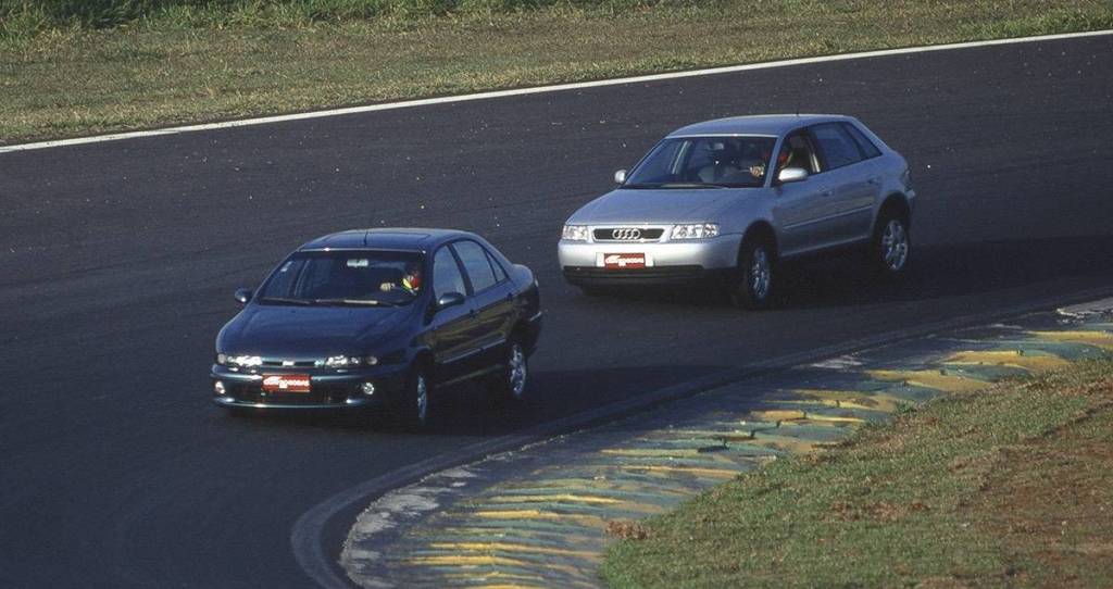 Audi A3 1.8 Turbo x Fiat Marea 2.0 Turbo