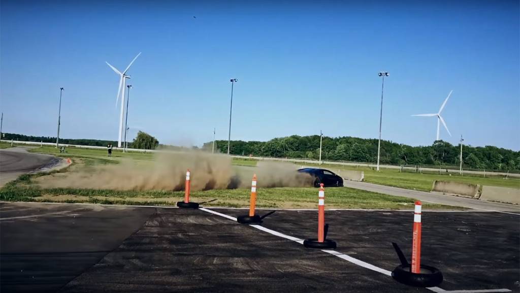 Vídeo: possível falha nos freios quase causa acidente com Lamborghini